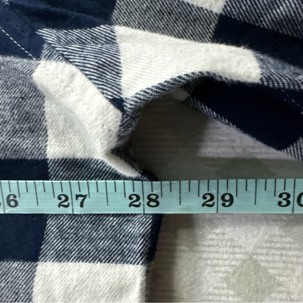 Men’s St John's Bay Signature Flannel Shirt XXL NWT Blue White Buffalo Plaid - Picture 8 of 8